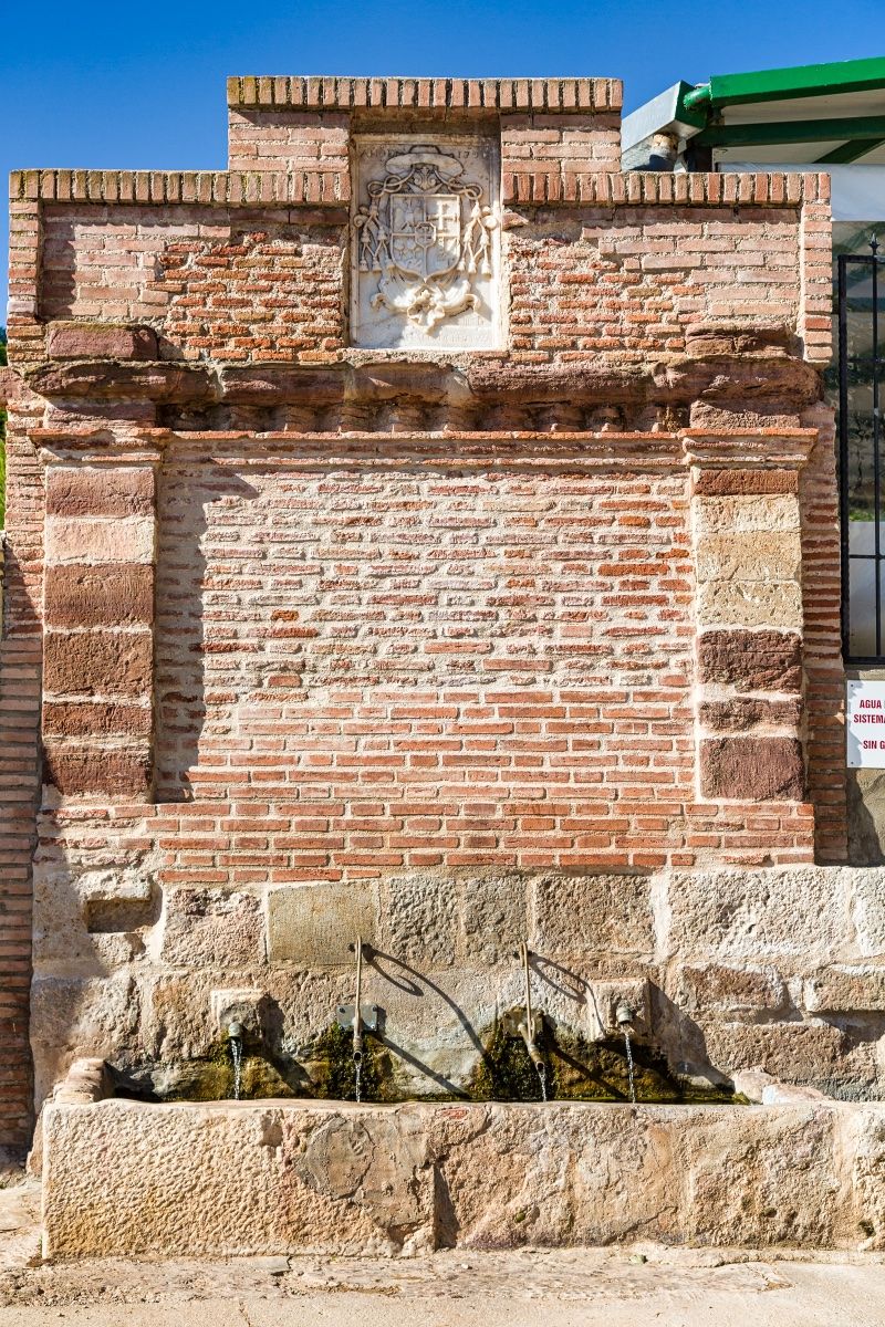 Tintaura Olvés - Web turística de la Comarca de la Comunidad de Calatayud